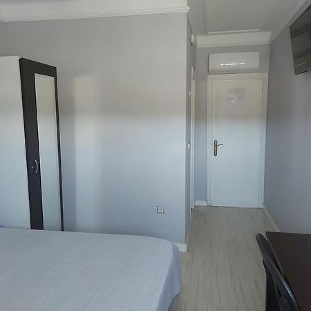 Hostal Fuente Del Pino Jumilla Luaran gambar