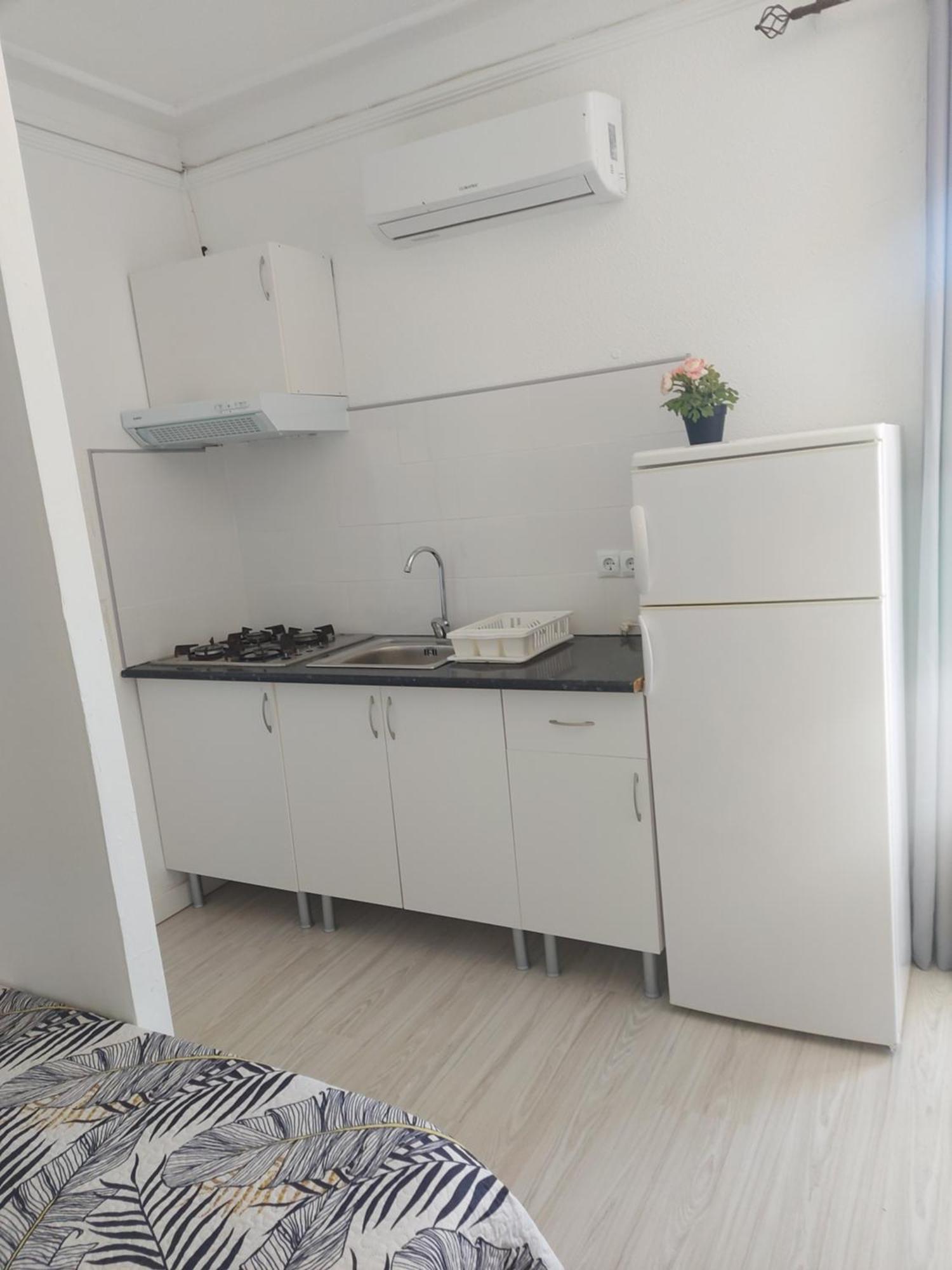 Hostal Fuente Del Pino Jumilla Luaran gambar