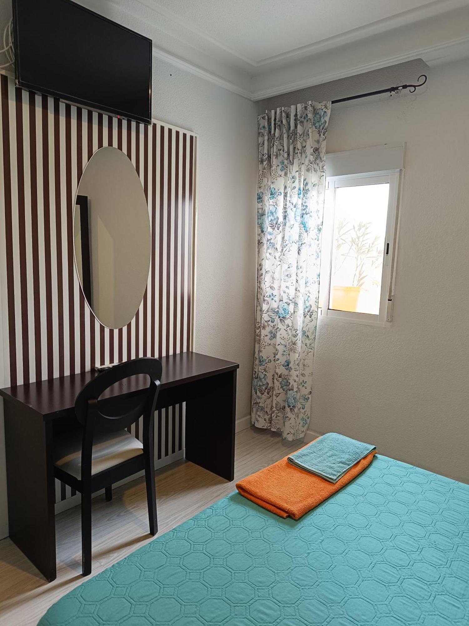 Hostal Fuente Del Pino Jumilla Luaran gambar