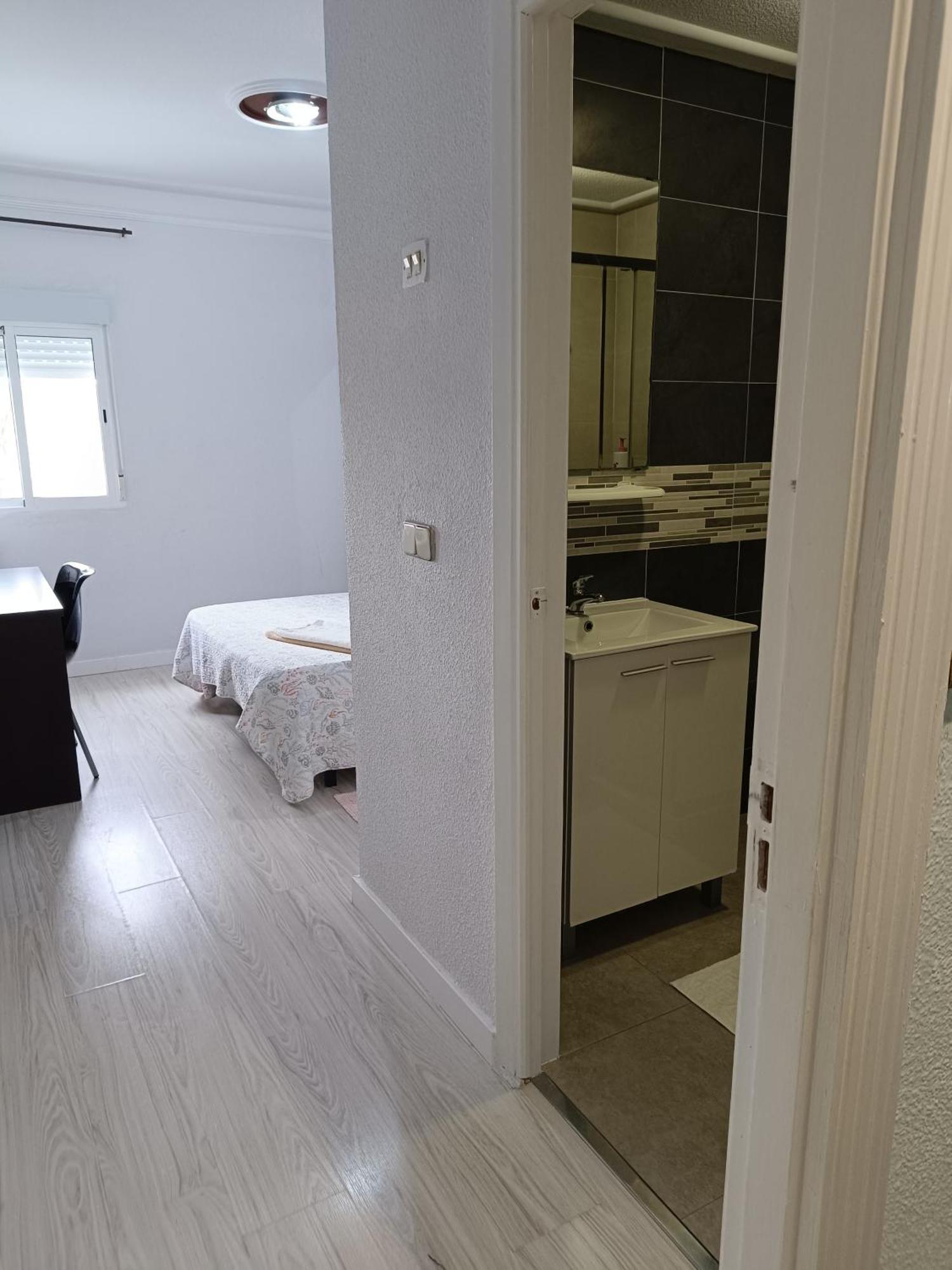Hostal Fuente Del Pino Jumilla Luaran gambar